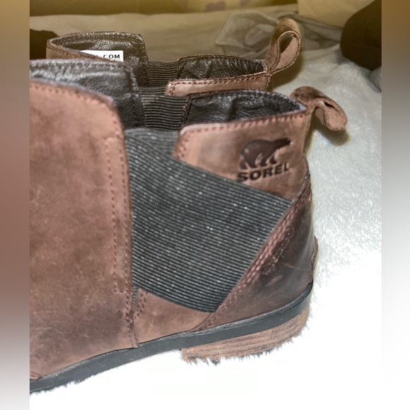 S O R E L  B R O W N  B O O T I E S - Picture 4 of 6